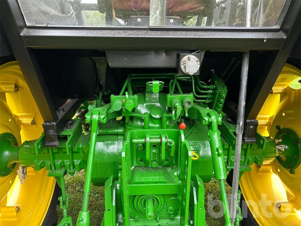 Τρακτέρ John Deere 2140: φωτογραφία 40 Τρακτέρ John Deere 2140: φωτογραφία 40