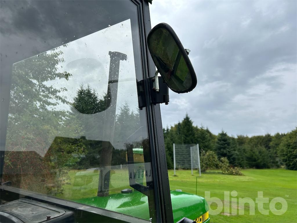 Τρακτέρ John Deere 2140: φωτογραφία 37 Τρακτέρ John Deere 2140: φωτογραφία 37