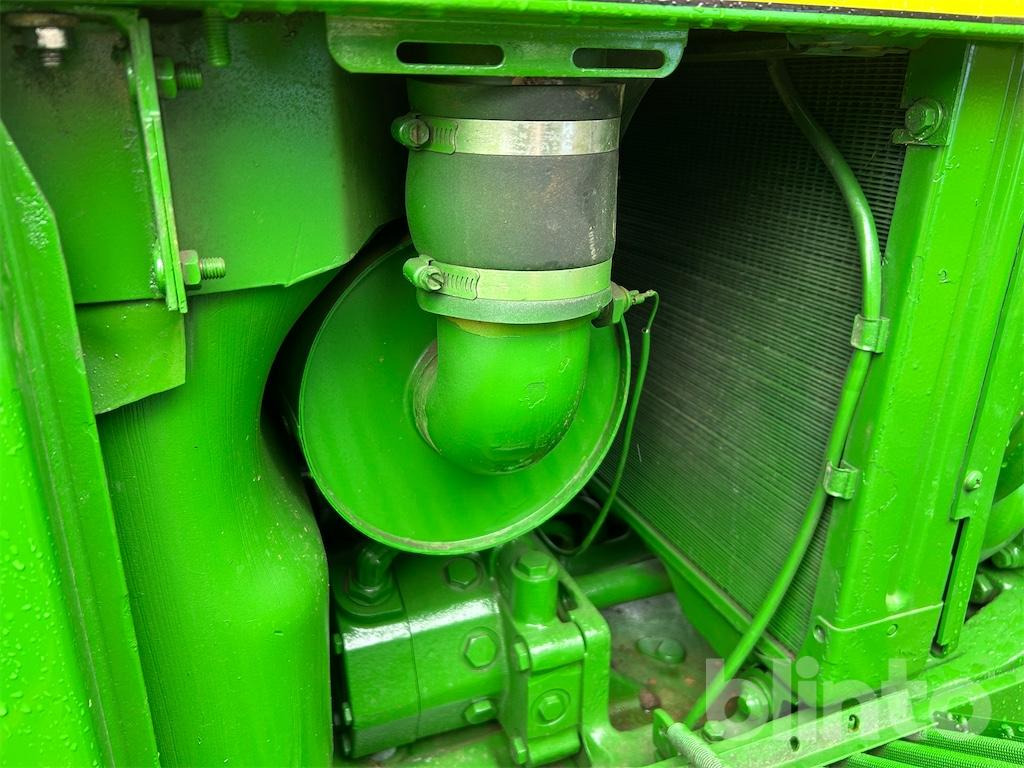 Τρακτέρ John Deere 2140: φωτογραφία 24 Τρακτέρ John Deere 2140: φωτογραφία 24