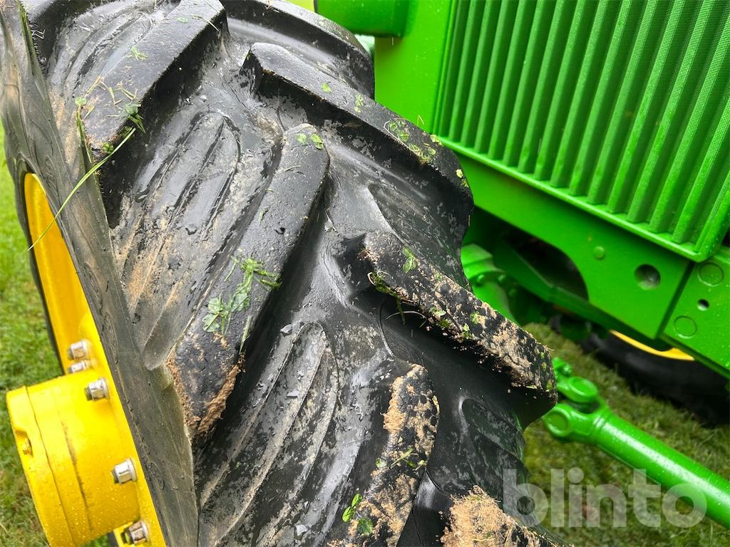 Τρακτέρ John Deere 2140: φωτογραφία 12 Τρακτέρ John Deere 2140: φωτογραφία 12
