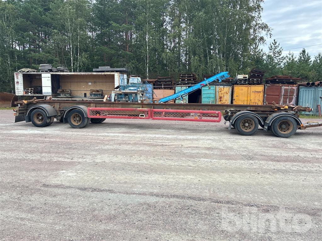 KILAFORS SBJB4X-36-130 - Ρυμούλκα μεταφοράς εμπορευματοκιβωτίων/ Κινητό αμάξωμα: φωτογραφία 3 KILAFORS SBJB4X-36-130 - Ρυμούλκα μεταφοράς εμπορευματοκιβωτίων/ Κινητό αμάξωμα: φωτογραφία 3