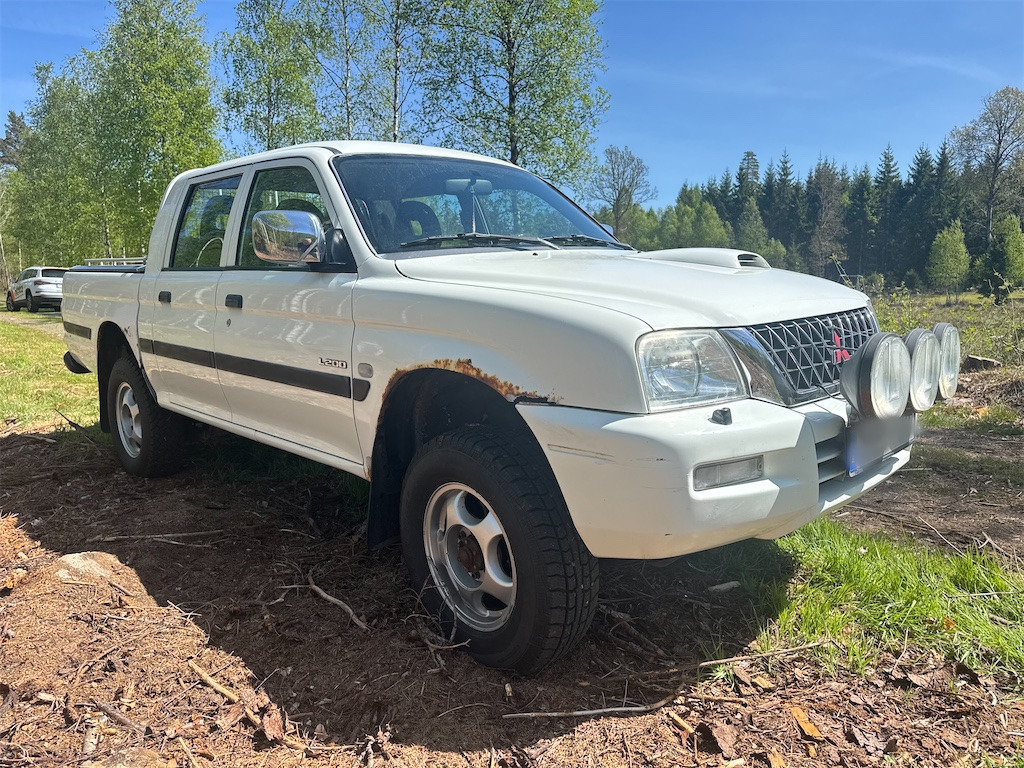 MITSUBISHI L200 DOUBLE C - Ελαφρύ επαγγελματικό: φωτογραφία 4 MITSUBISHI L200 DOUBLE C - Ελαφρύ επαγγελματικό: φωτογραφία 4