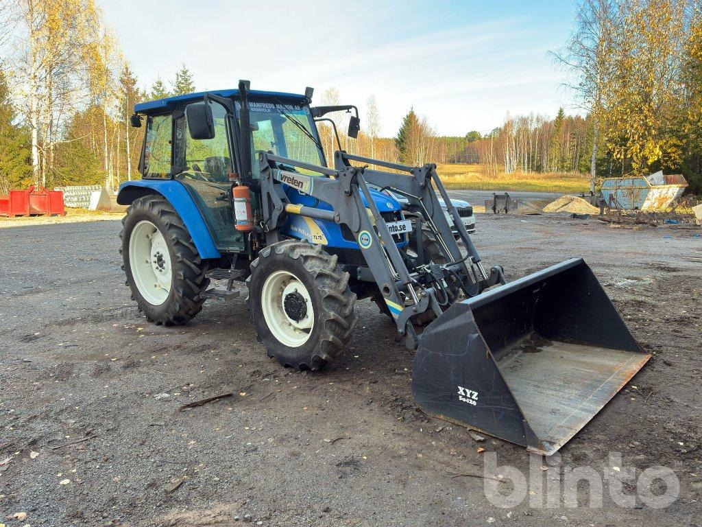 NEW HOLLAND TL70A 4WD - Τρακτέρ: φωτογραφία 3 NEW HOLLAND TL70A 4WD - Τρακτέρ: φωτογραφία 3