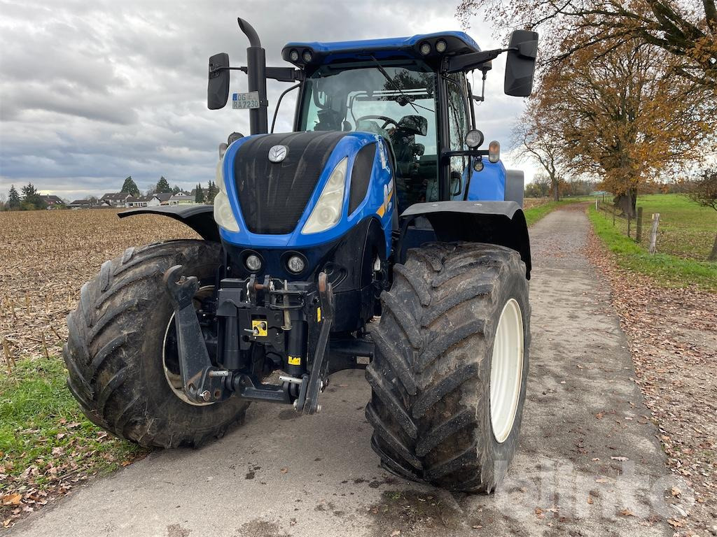New Holland T7 230 (2018) - Τρακτέρ: φωτογραφία 1 New Holland T7 230 (2018) - Τρακτέρ: φωτογραφία 1