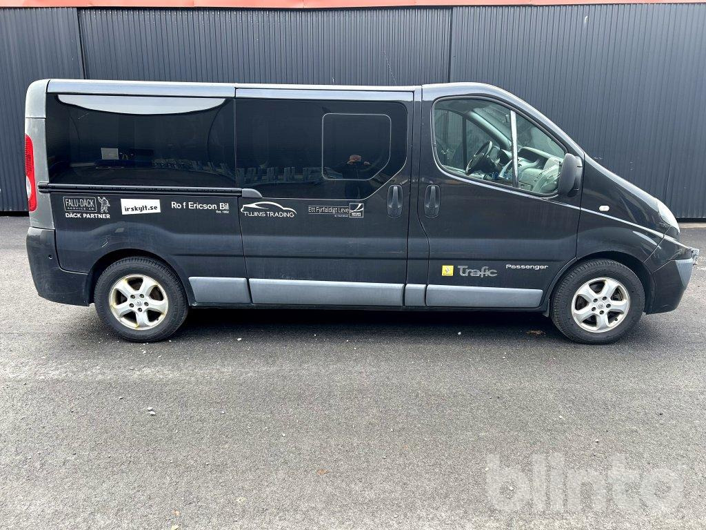 RENAULT JL TRAFIC PASSANGER - Μικρό λεωφορείο, Επιβατικό βαν: φωτογραφία 4 RENAULT JL TRAFIC PASSANGER - Μικρό λεωφορείο, Επιβατικό βαν: φωτογραφία 4
