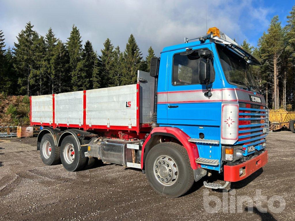 SCANIA R143HL6X4 AVKORT. - Φορτηγό με ανοιχτή καρότσα: φωτογραφία 1 SCANIA R143HL6X4 AVKORT. - Φορτηγό με ανοιχτή καρότσα: φωτογραφία 1