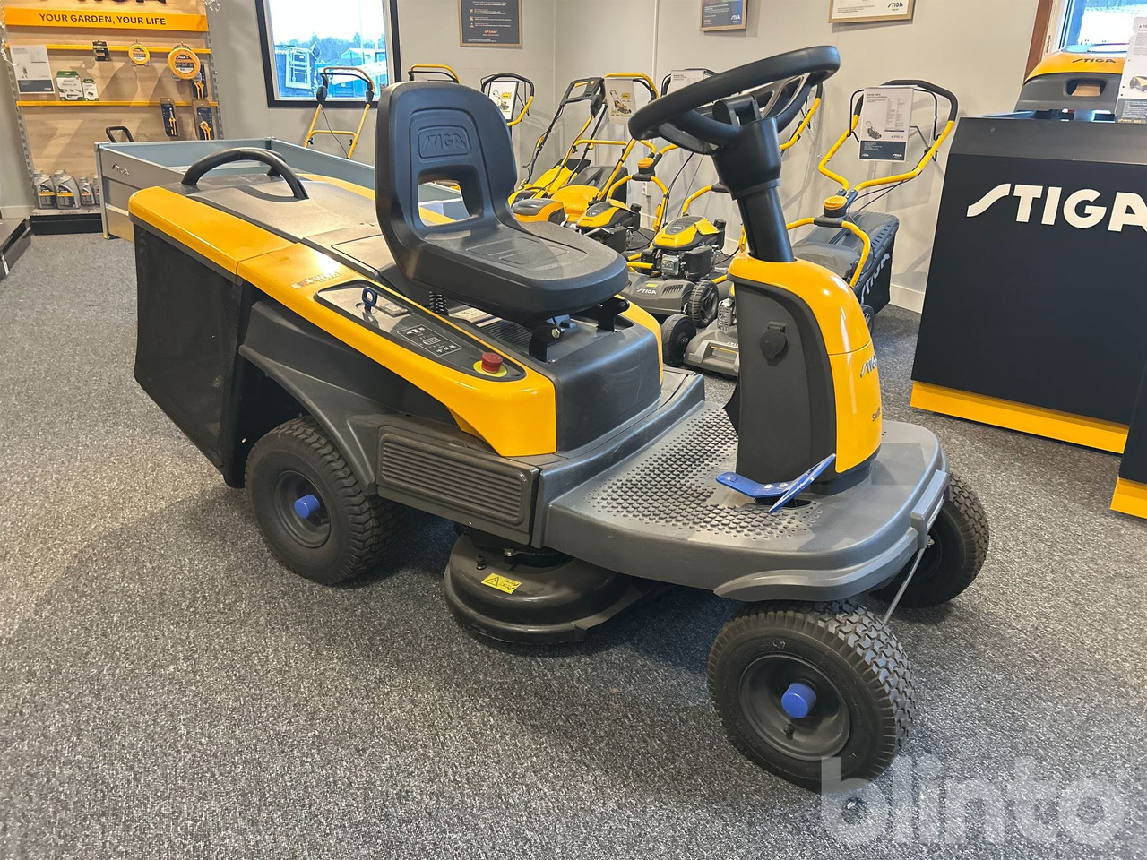 Stiga - Χλοοκοπτικό: φωτογραφία 1 Stiga - Χλοοκοπτικό: φωτογραφία 1