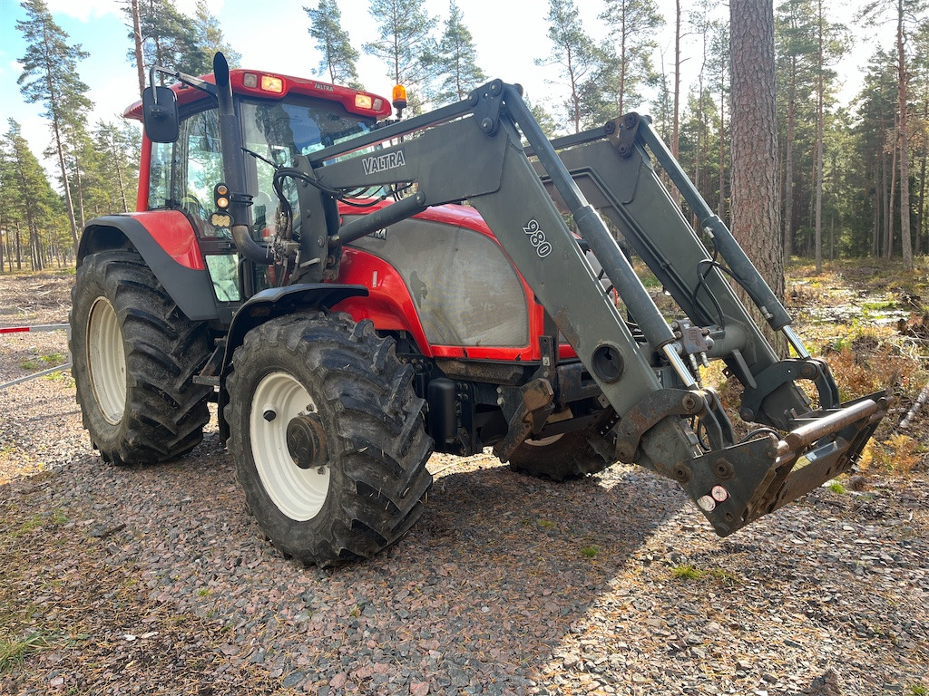 VALTRA T140-4 - Τρακτέρ: φωτογραφία 3 VALTRA T140-4 - Τρακτέρ: φωτογραφία 3