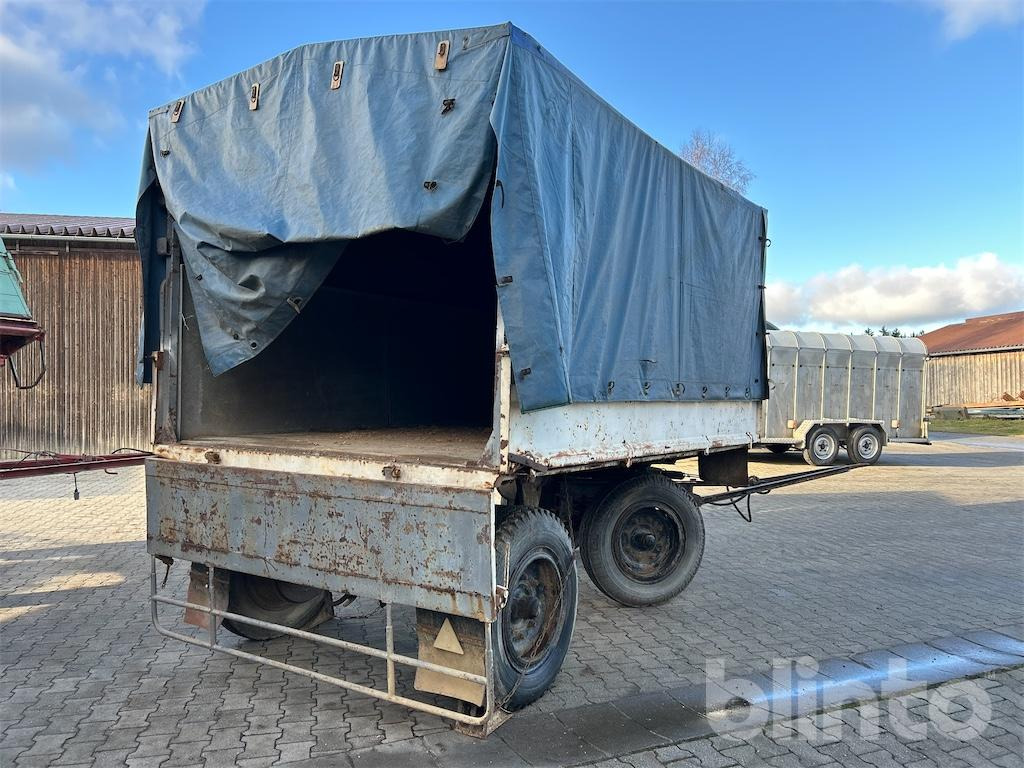 VEB THK 5 Pritsche (1980) - Ρυμούλκα κόφα: φωτογραφία 3 VEB THK 5 Pritsche (1980) - Ρυμούλκα κόφα: φωτογραφία 3