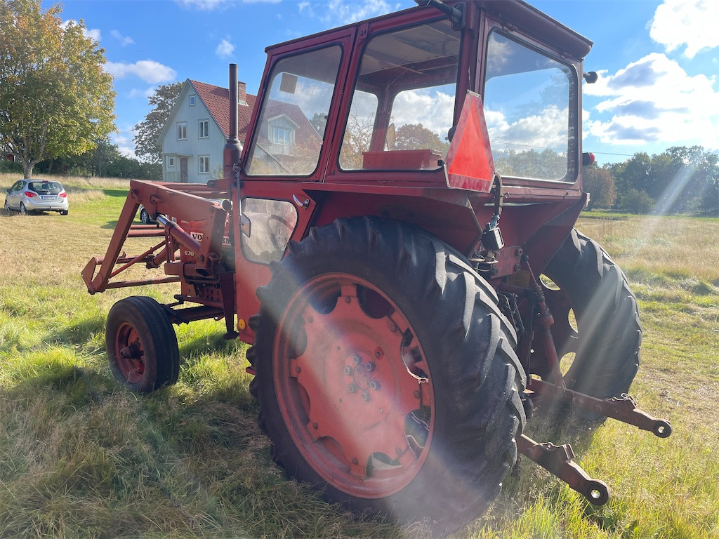 VOLVO-BM T 430 - Τρακτέρ: φωτογραφία 4 VOLVO-BM T 430 - Τρακτέρ: φωτογραφία 4