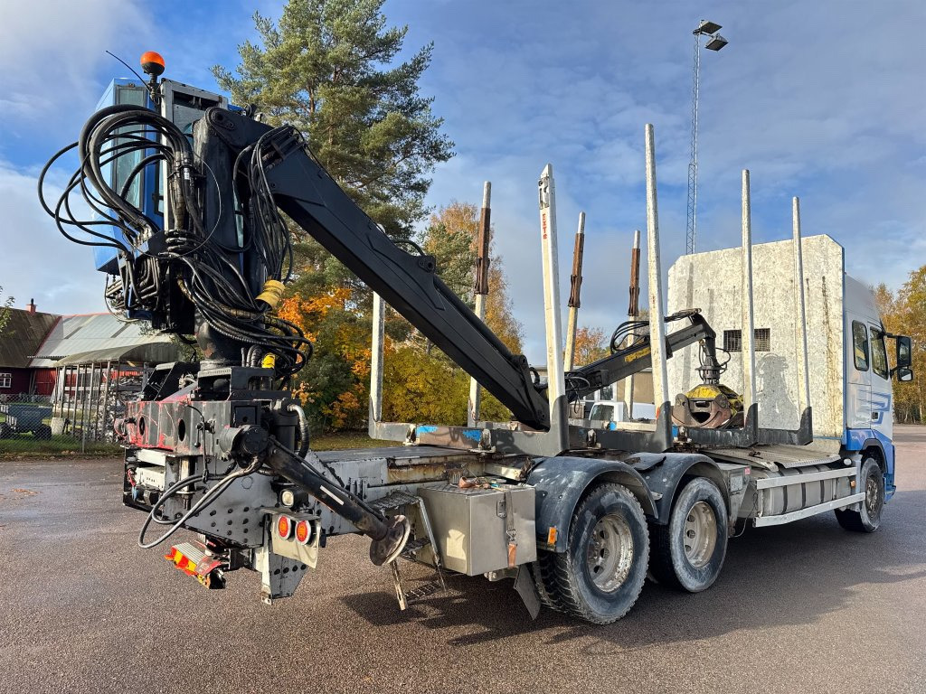 VOLVO FH12 6X4 - Φορτηγό ξυλείας: φωτογραφία 5 VOLVO FH12 6X4 - Φορτηγό ξυλείας: φωτογραφία 5