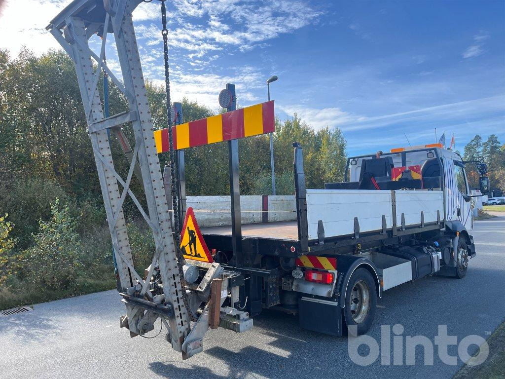 VOLVO FL-240 4*2 - Φορτηγό φόρτωσης γάντζου: φωτογραφία 4 VOLVO FL-240 4*2 - Φορτηγό φόρτωσης γάντζου: φωτογραφία 4