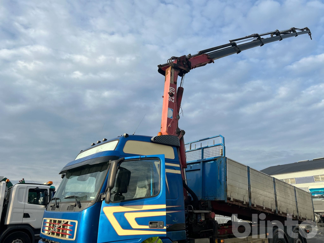 VOLVO FM12 6*2 - Φορτηγό ανατρεπόμενο, Φορτηγό με γερανό: φωτογραφία 3 VOLVO FM12 6*2 - Φορτηγό ανατρεπόμενο, Φορτηγό με γερανό: φωτογραφία 3