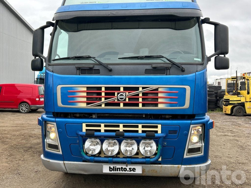VOLVO FM12 6*2 - Φορτηγό ανατρεπόμενο, Φορτηγό με γερανό: φωτογραφία 4 VOLVO FM12 6*2 - Φορτηγό ανατρεπόμενο, Φορτηγό με γερανό: φωτογραφία 4