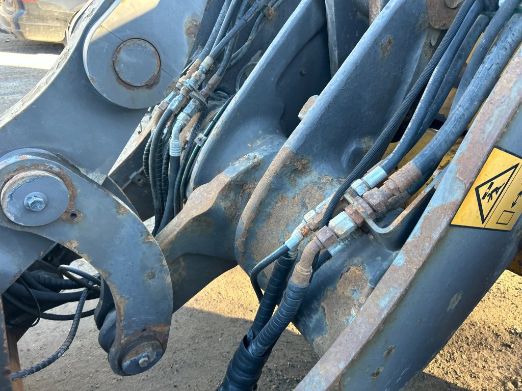Ελαστιχοφόρος φορτωτής VOLVO L60G: φωτογραφία 25 Ελαστιχοφόρος φορτωτής VOLVO L60G: φωτογραφία 25