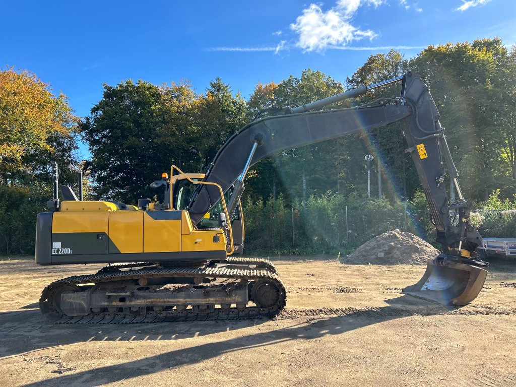 Volvo EC 220DL - Ερπυστριοφόρος εκσκαφέας: φωτογραφία 4 Volvo EC 220DL - Ερπυστριοφόρος εκσκαφέας: φωτογραφία 4