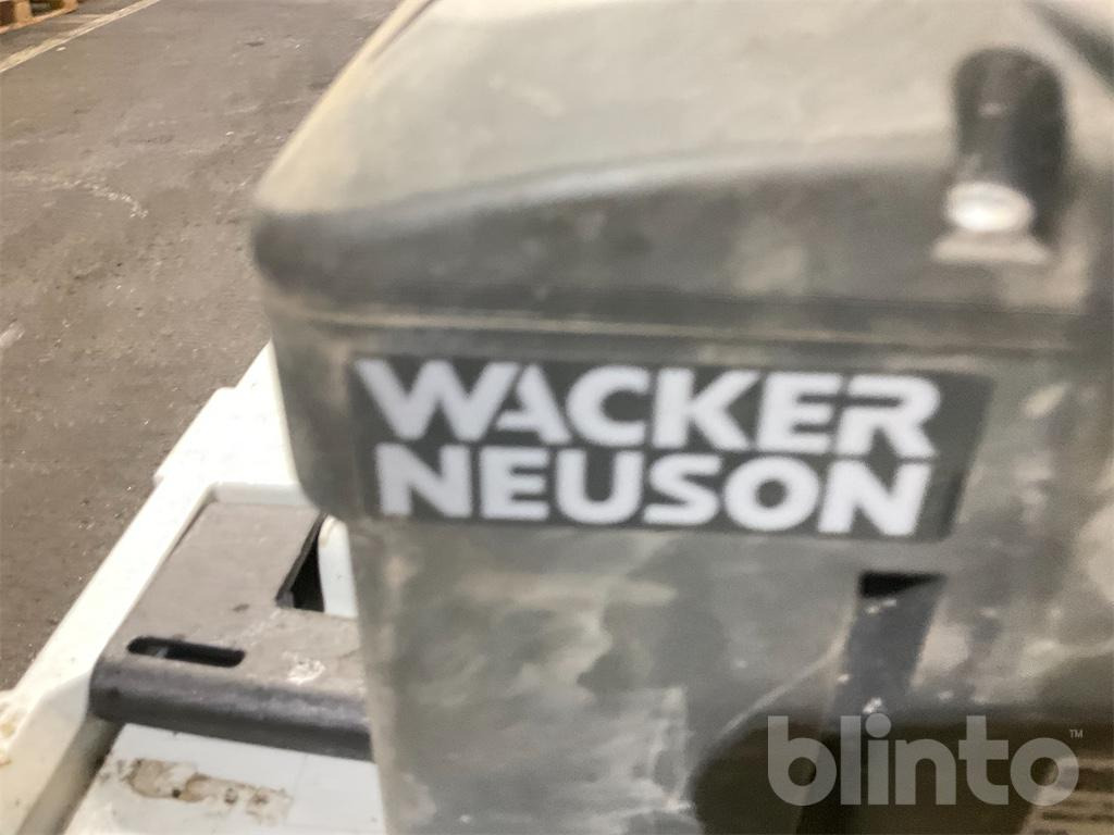 Wacker Neuson - Συσσωρευτής για Κατασκευή μηχανήματα: φωτογραφία 4 Wacker Neuson - Συσσωρευτής για Κατασκευή μηχανήματα: φωτογραφία 4