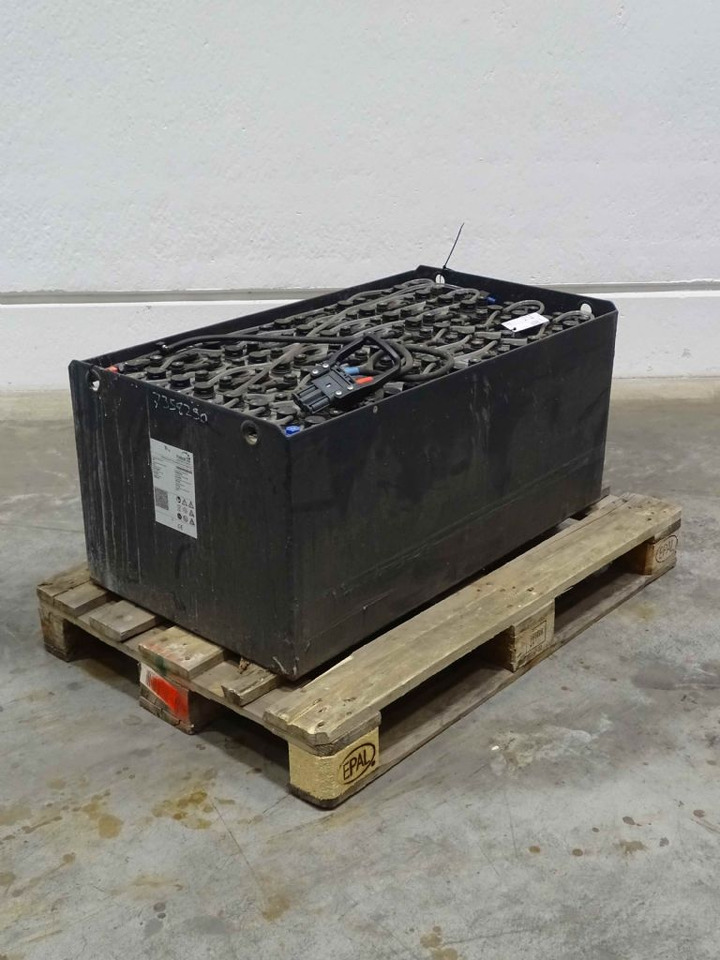 Habat 80V240AH - Συσσωρευτής για Ανυψωτικό μηχάνημα: φωτογραφία 2 Habat 80V240AH - Συσσωρευτής για Ανυψωτικό μηχάνημα: φωτογραφία 2