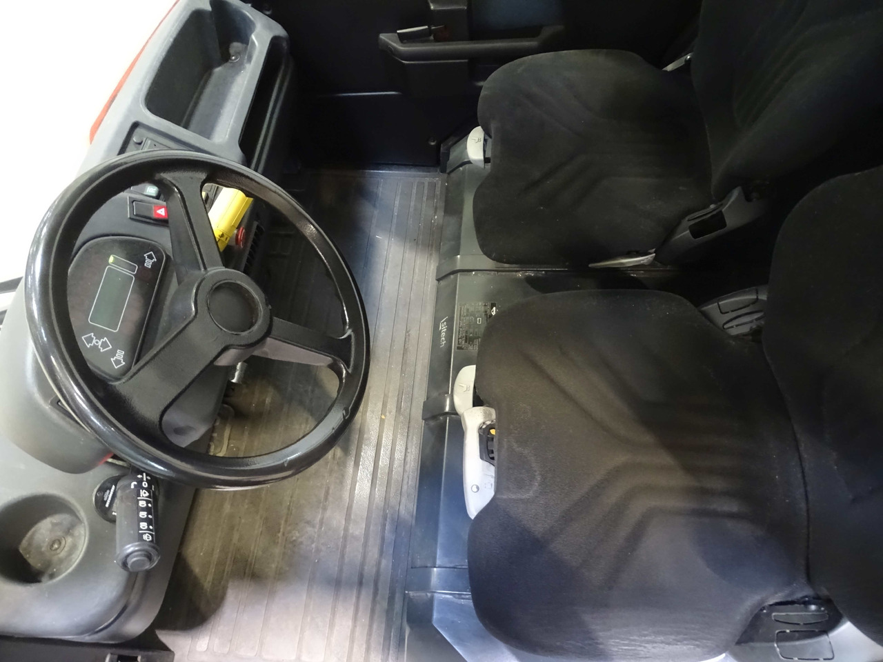 Linde P250 - Μηχάνημα έλξης: φωτογραφία 3 Linde P250 - Μηχάνημα έλξης: φωτογραφία 3