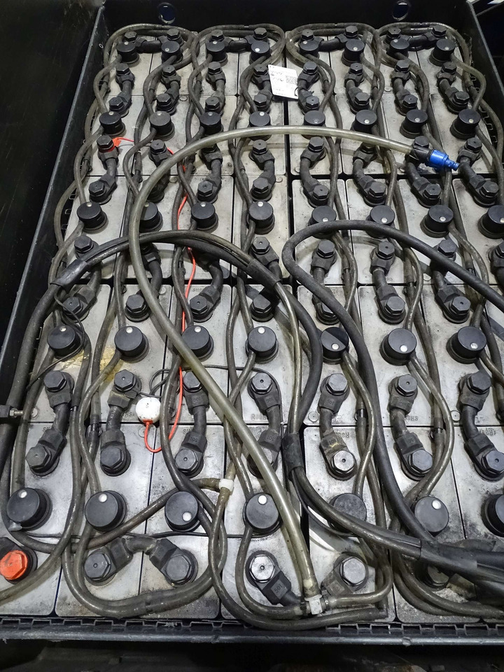 Linde P250 - Μηχάνημα έλξης: φωτογραφία 4 Linde P250 - Μηχάνημα έλξης: φωτογραφία 4