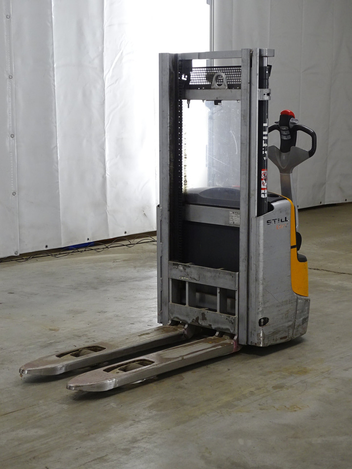 Still EXV12 - Μηχάνημα στοίβαξης: φωτογραφία 1 Still EXV12 - Μηχάνημα στοίβαξης: φωτογραφία 1