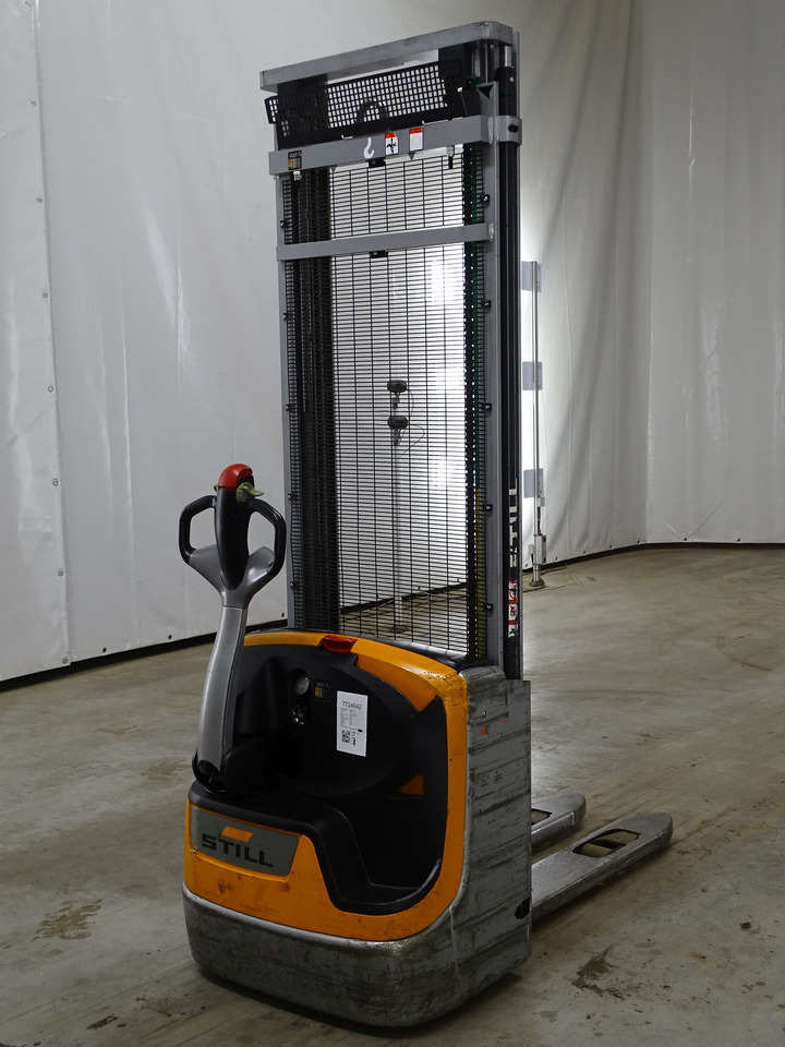 Still EXV12 - Μηχάνημα στοίβαξης: φωτογραφία 2 Still EXV12 - Μηχάνημα στοίβαξης: φωτογραφία 2