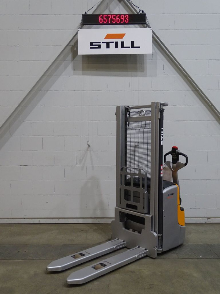 Still EXV14C/BATT.NEU - Μηχάνημα στοίβαξης: φωτογραφία 1 Still EXV14C/BATT.NEU - Μηχάνημα στοίβαξης: φωτογραφία 1