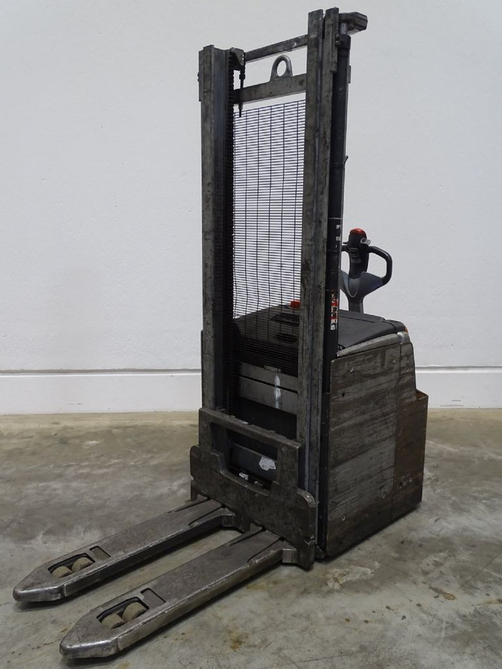 Still EXV16/950MM - Μηχάνημα στοίβαξης: φωτογραφία 1 Still EXV16/950MM - Μηχάνημα στοίβαξης: φωτογραφία 1