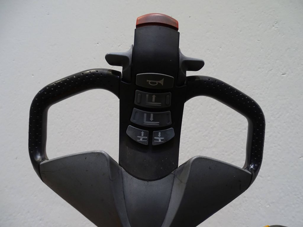 Still EXV20D - Μηχάνημα στοίβαξης: φωτογραφία 3 Still EXV20D - Μηχάνημα στοίβαξης: φωτογραφία 3