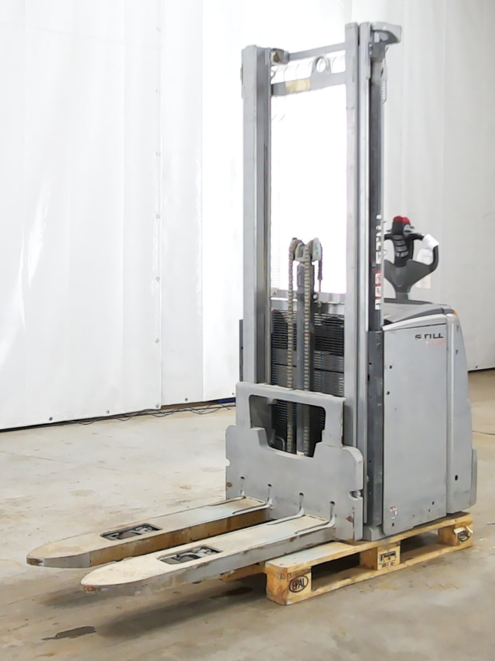 Still EXV20I - Μηχάνημα στοίβαξης: φωτογραφία 1 Still EXV20I - Μηχάνημα στοίβαξης: φωτογραφία 1