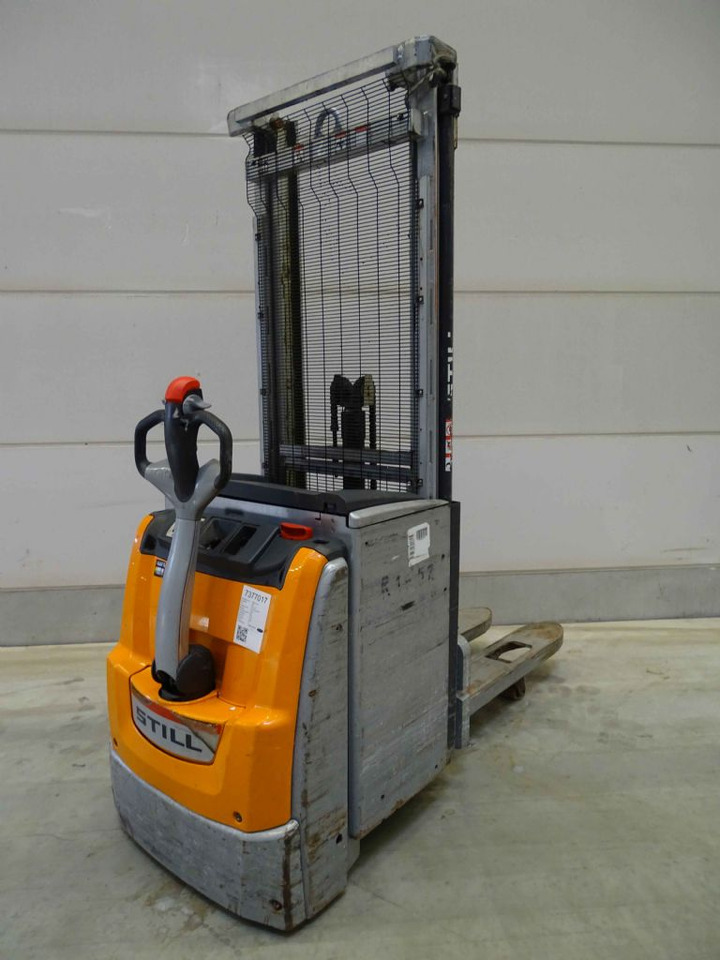 Still EXV20I - Μηχάνημα στοίβαξης: φωτογραφία 2 Still EXV20I - Μηχάνημα στοίβαξης: φωτογραφία 2