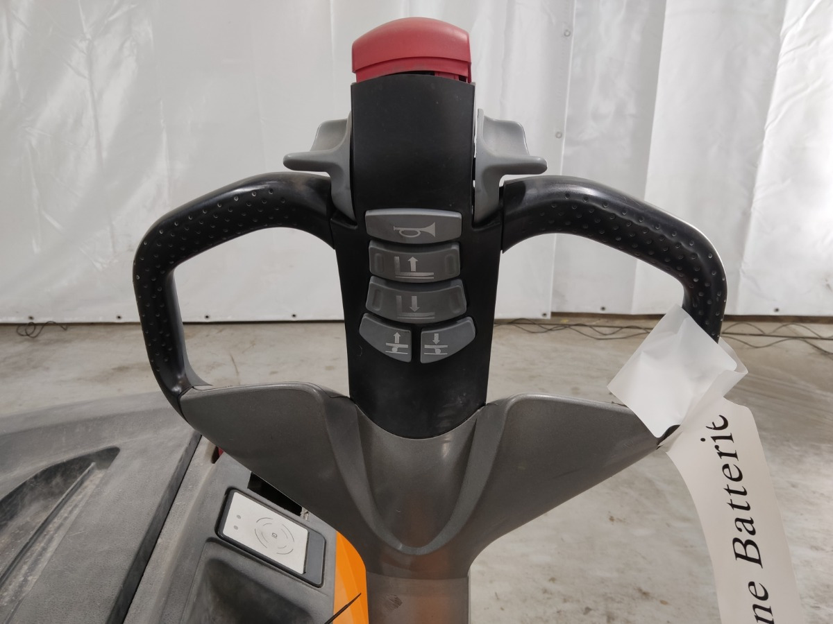 Still EXV20I - Μηχάνημα στοίβαξης: φωτογραφία 3 Still EXV20I - Μηχάνημα στοίβαξης: φωτογραφία 3