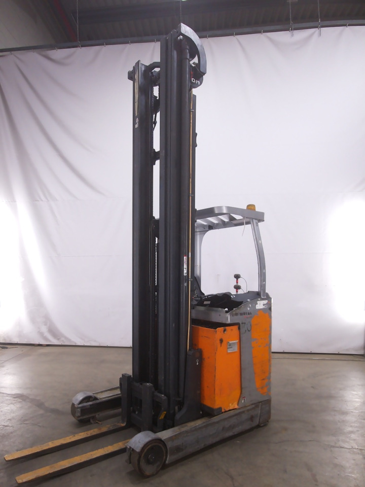 Still FM-X17 - Ανυψωτικό στενών δρόμων: φωτογραφία 1 Still FM-X17 - Ανυψωτικό στενών δρόμων: φωτογραφία 1