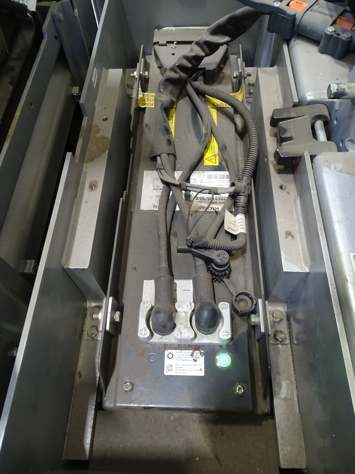 Still OPX20/LIION/2400MM - Μηχάνημα συλλογής παραγγελιών: φωτογραφία 4 Still OPX20/LIION/2400MM - Μηχάνημα συλλογής παραγγελιών: φωτογραφία 4