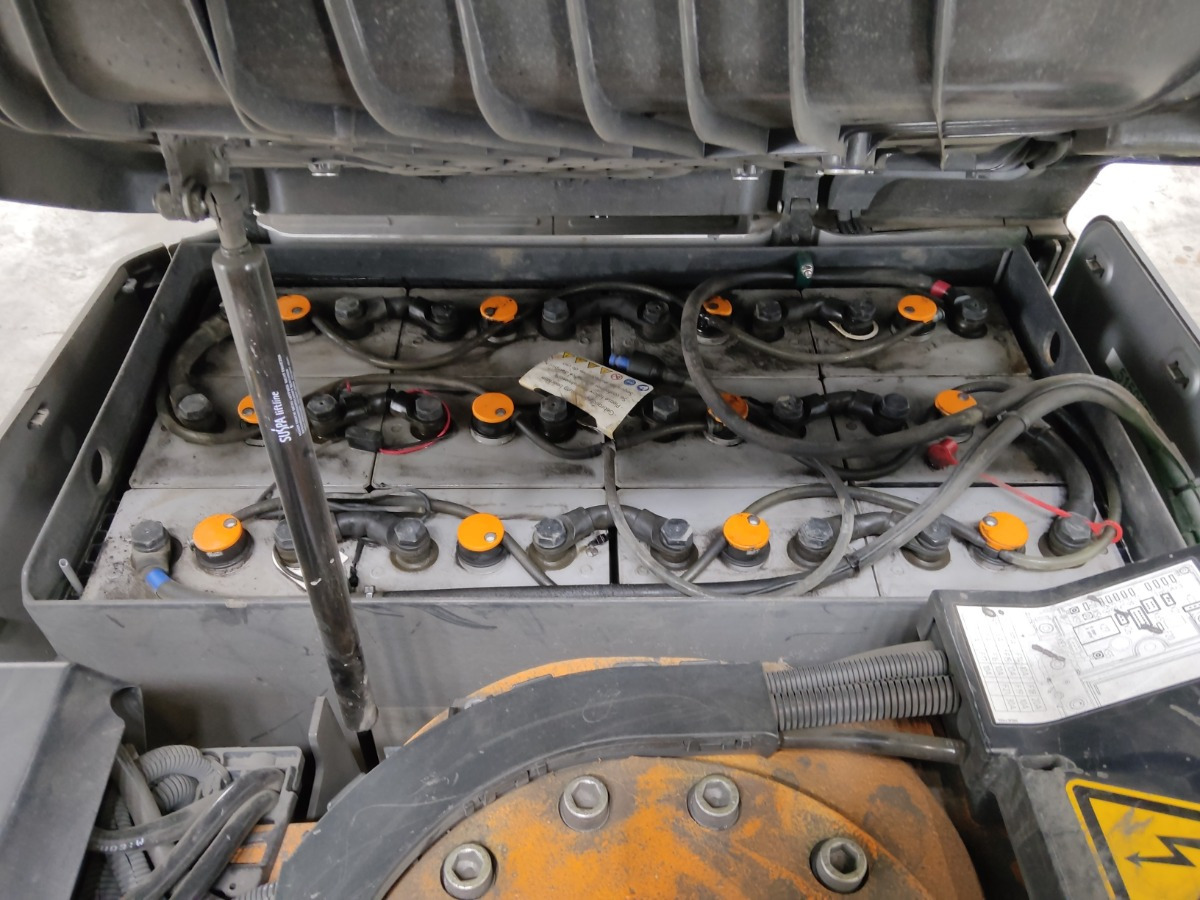 Still RX50-15 - Ηλεκτροκίνητο περονοφόρο: φωτογραφία 4 Still RX50-15 - Ηλεκτροκίνητο περονοφόρο: φωτογραφία 4