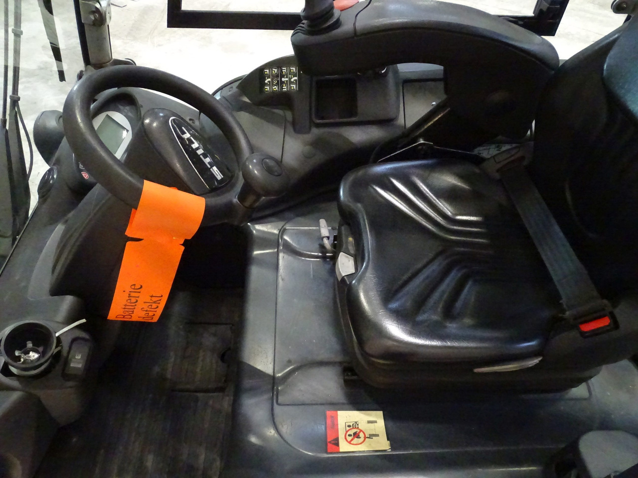 Still RX60-30L - Ηλεκτροκίνητο περονοφόρο: φωτογραφία 3 Still RX60-30L - Ηλεκτροκίνητο περονοφόρο: φωτογραφία 3