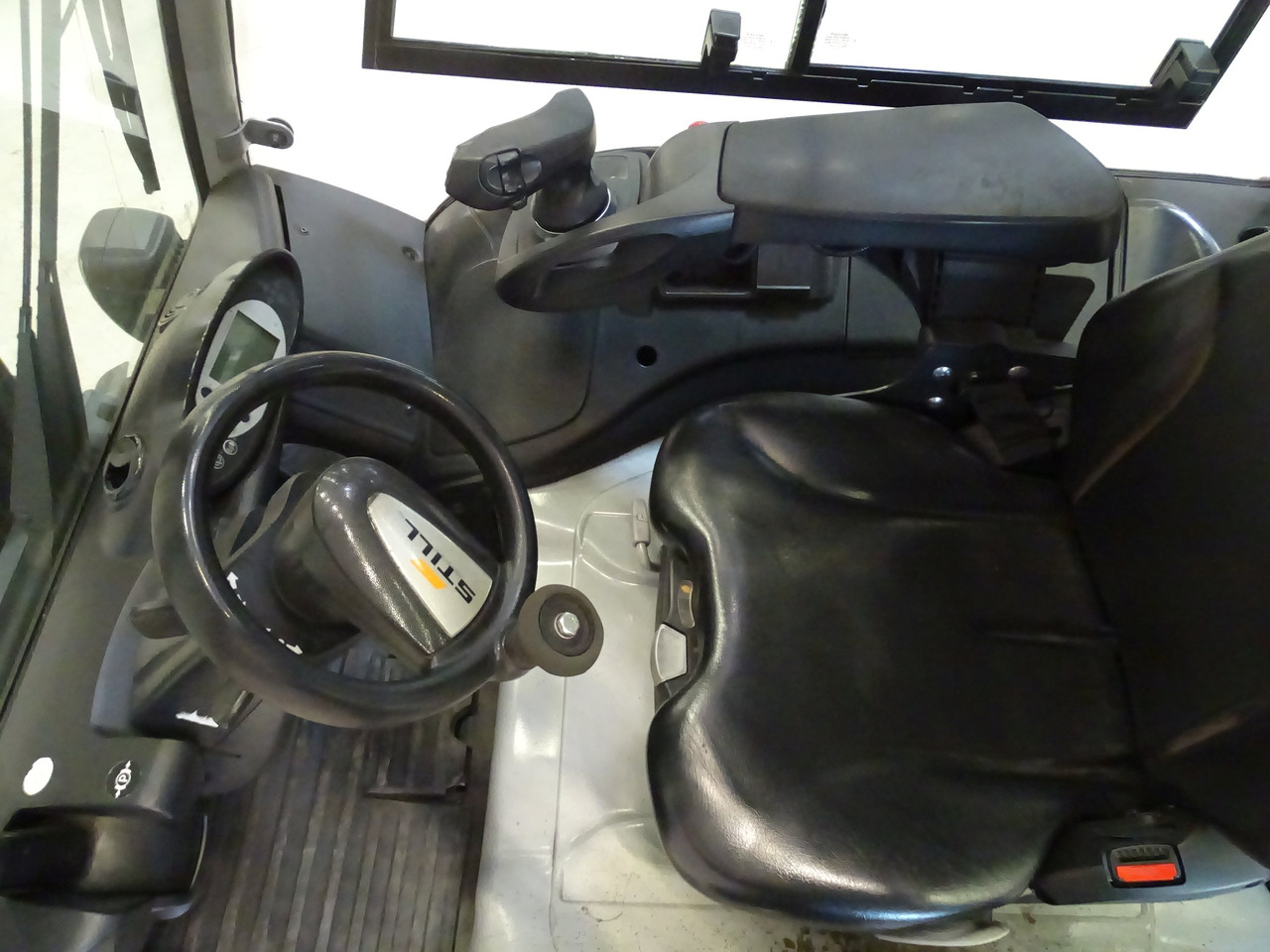 Still RX60-45/600 - Ηλεκτροκίνητο περονοφόρο: φωτογραφία 3 Still RX60-45/600 - Ηλεκτροκίνητο περονοφόρο: φωτογραφία 3