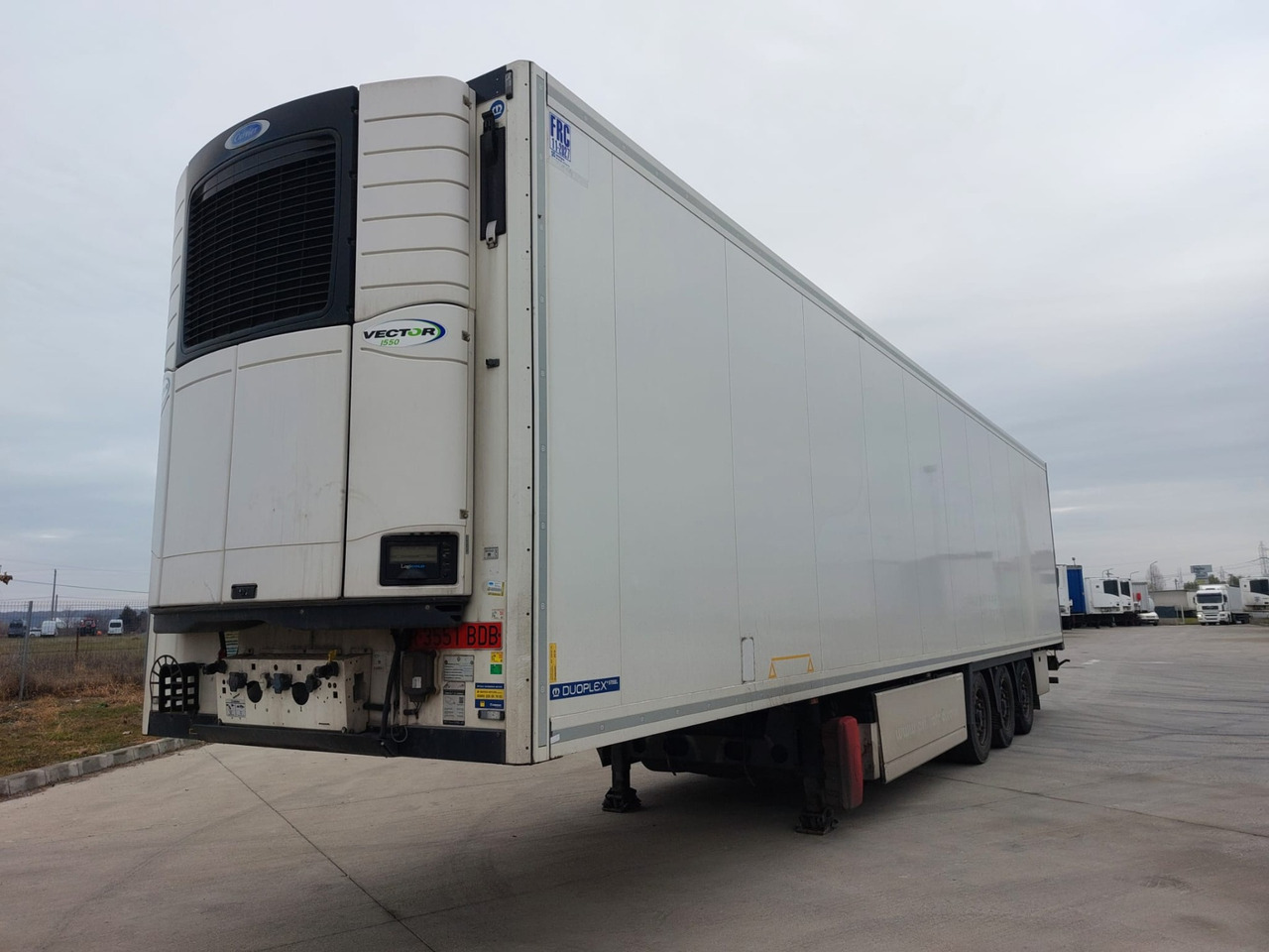 Krone SD - Επικαθήμενο ψυγείο: φωτογραφία 1 Krone SD - Επικαθήμενο ψυγείο: φωτογραφία 1