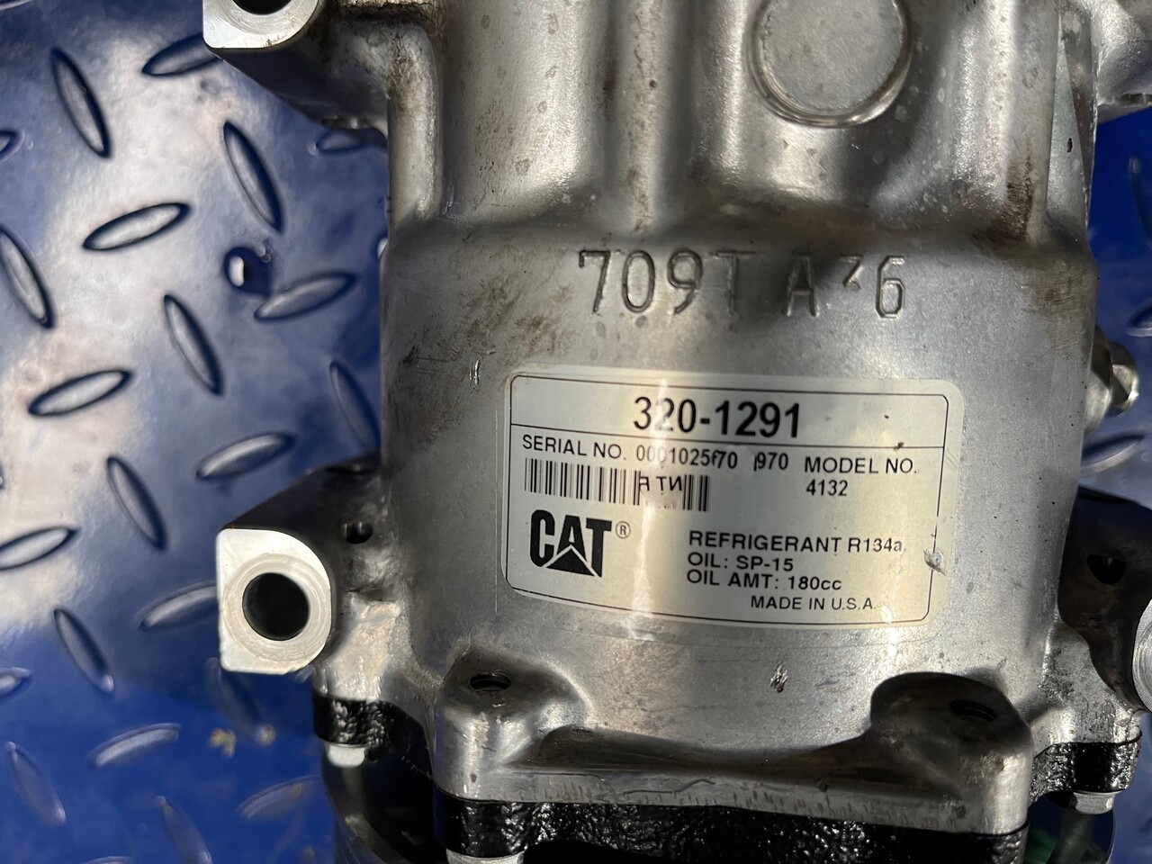 CAT 320-1291 Clima compressor - Κομπρεσέρ A/C για Κατασκευή μηχανήματα: φωτογραφία 3 CAT 320-1291 Clima compressor - Κομπρεσέρ A/C για Κατασκευή μηχανήματα: φωτογραφία 3