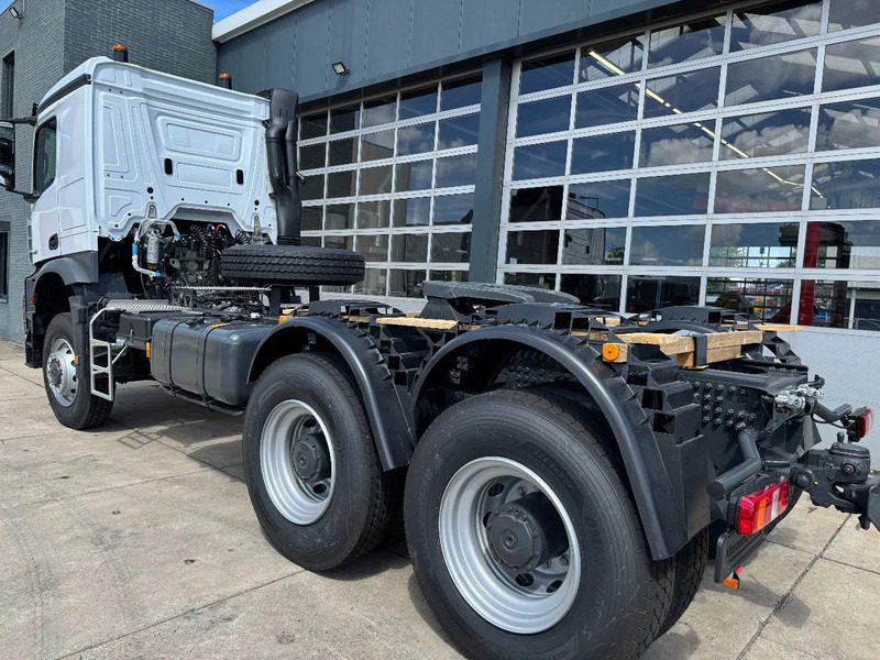 Mercedes-Benz Arocs 4058 AS 6x6 Tractor Head 180T Push Pull EURO-3 - Τράκτορας: φωτογραφία 2 Mercedes-Benz Arocs 4058 AS 6x6 Tractor Head 180T Push Pull EURO-3 - Τράκτορας: φωτογραφία 2