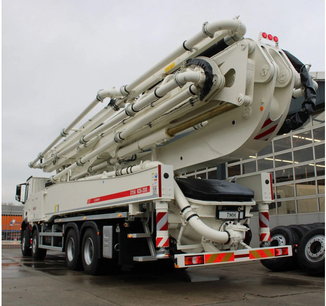 Mercedes-Benz Arocs 4840 8x4 Sany SY56 Concrete pump Build by Putzmeister - Αντλία σκυροδέματος: φωτογραφία 3 Mercedes-Benz Arocs 4840 8x4 Sany SY56 Concrete pump Build by Putzmeister - Αντλία σκυροδέματος: φωτογραφία 3