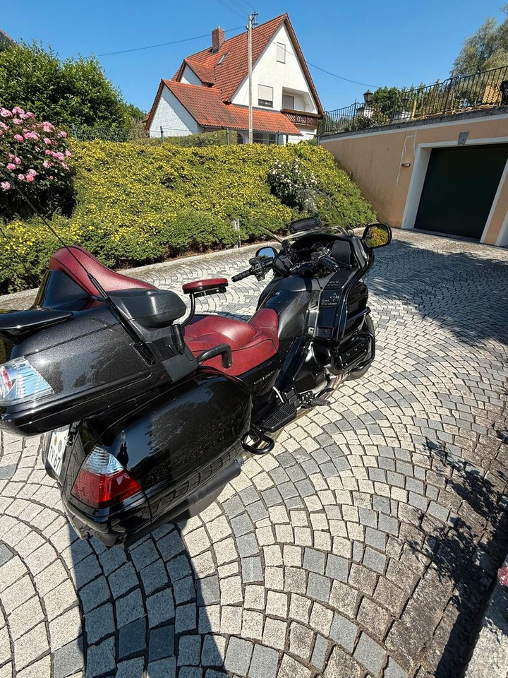 Honda GL1800 SC47*Krossline*Audio*Wilbers*SR Racing - Μοτοσικλέτα: φωτογραφία 4 Honda GL1800 SC47*Krossline*Audio*Wilbers*SR Racing - Μοτοσικλέτα: φωτογραφία 4