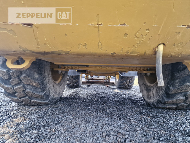 Ελαστιχοφόρος φορτωτής Cat 906M: φωτογραφία 9