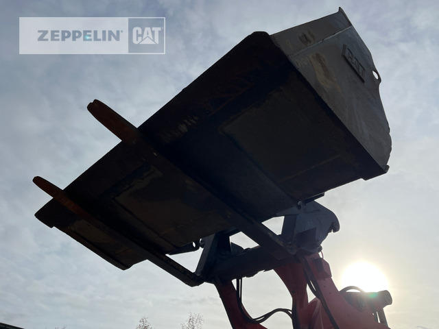 Ελαστιχοφόρος φορτωτής Cat 908H: φωτογραφία 20 Ελαστιχοφόρος φορτωτής Cat 908H: φωτογραφία 20