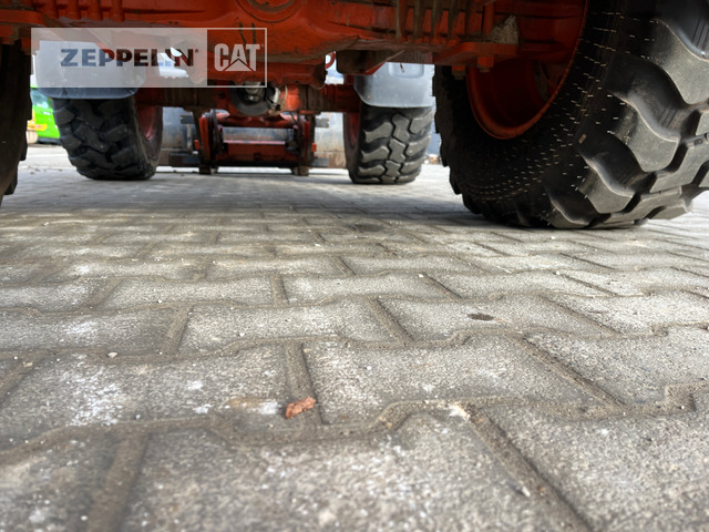 Ελαστιχοφόρος φορτωτής Cat 908H: φωτογραφία 6 Ελαστιχοφόρος φορτωτής Cat 908H: φωτογραφία 6