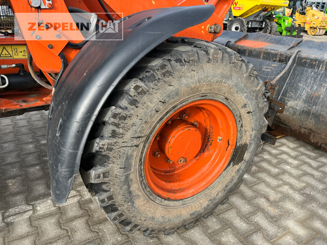 Ελαστιχοφόρος φορτωτής Cat 908H: φωτογραφία 11 Ελαστιχοφόρος φορτωτής Cat 908H: φωτογραφία 11