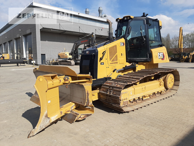 Cat D4-16A - Μπουλντόζα: φωτογραφία 1 Cat D4-16A - Μπουλντόζα: φωτογραφία 1
