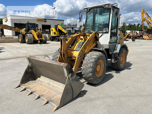 Liebherr L506 - Ελαστιχοφόρος φορτωτής: φωτογραφία 1 Liebherr L506 - Ελαστιχοφόρος φορτωτής: φωτογραφία 1
