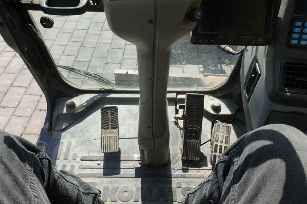 KOMATSU HANOMAG Mobilbagger PW140-7 Mobilbagger - Τροχοφόρος εκσκαφέας: φωτογραφία 2 KOMATSU HANOMAG Mobilbagger PW140-7 Mobilbagger - Τροχοφόρος εκσκαφέας: φωτογραφία 2