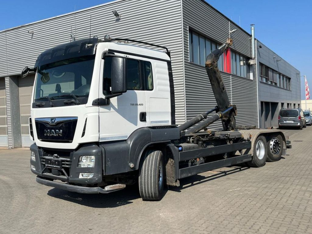 MAN TG-S 26.420/6x2 Abrollkipper - Φορτηγό φόρτωσης γάντζου: φωτογραφία 1 MAN TG-S 26.420/6x2 Abrollkipper - Φορτηγό φόρτωσης γάντζου: φωτογραφία 1